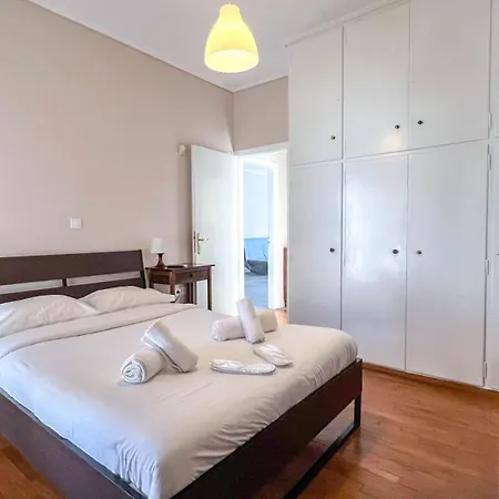 Alimos Sea View Family Apartment Atina Dış mekan fotoğraf